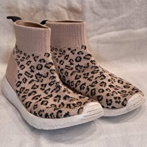 Różowe Siateczkowe Buty W Panterkę