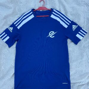 Niebieska bluzka sportowa