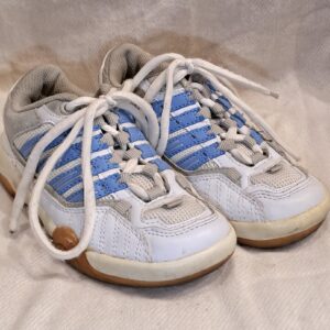 Biało-Niebieskie Buty Sportowe